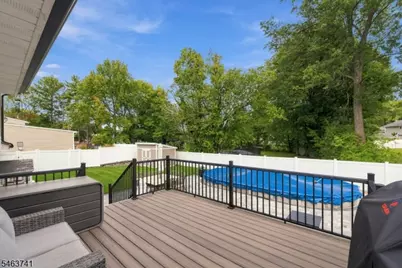 264 Winifred Dr, Totowa, NJ 07512 - Photo 35
