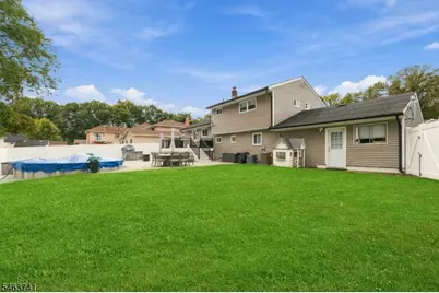 264 Winifred Dr, Totowa, NJ 07512 - Photo 33
