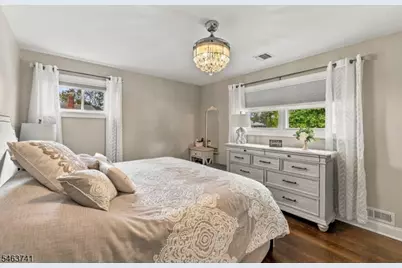 264 Winifred Dr, Totowa, NJ 07512 - Photo 21