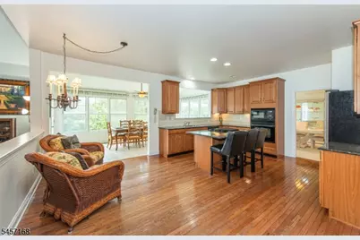14 Vista Dr, Mount Olive, NJ 07836 - Photo 7
