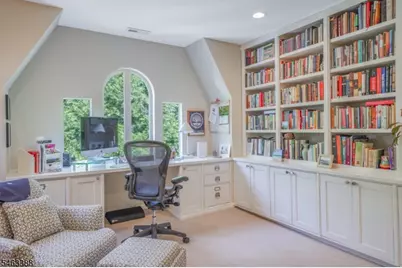 27 Village Green Ct, South Orange, NJ 07079 - Photo 31