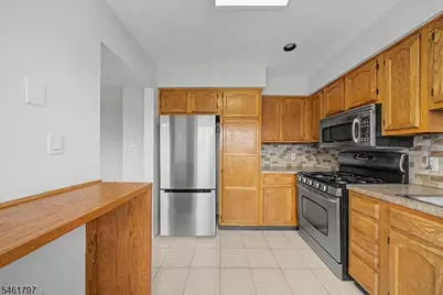 251 Broadmoor- #3, Union Township, NJ 07083 - Photo 7