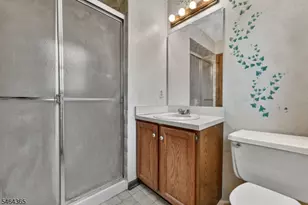 2 Rittenhouse Cir, Raritan Township, NJ 08822 - Photo 21