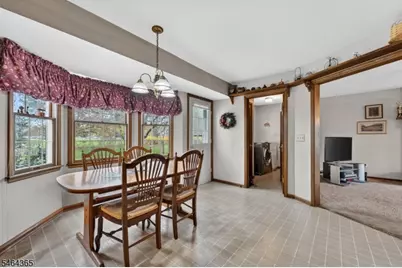 2 Rittenhouse Cir, Raritan Township, NJ 08822 - Photo 11