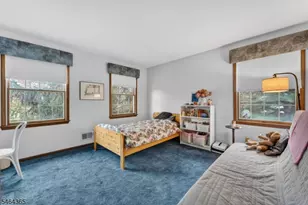 2 Rittenhouse Cir, Raritan Township, NJ 08822 - Photo 25