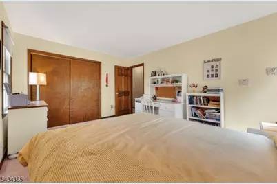 2 Rittenhouse Cir, Raritan Township, NJ 08822 - Photo 27