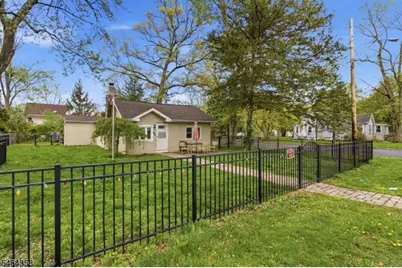 86 Hiawatha Blvd, Parsippany, NJ 07034 - Photo 15