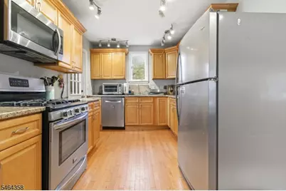 86 Hiawatha Blvd, Parsippany, NJ 07034 - Photo 3
