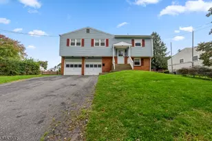 917 Grand Ave, Hackettstown, NJ 07840 - Photo 3