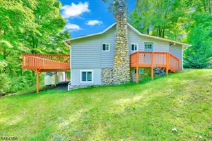107 Overlook Rd, Vernon, NJ 07461 - Photo 25