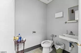 1080 Garden State Rd, Union Township, NJ 07083 - Photo 17