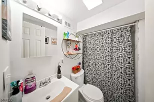 953 W 5th St, Plainfield, NJ 07063 - Photo 25