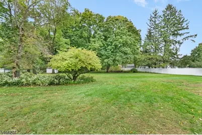 6 Larsen Dr, Roxbury Township, NJ 07876 - Photo 39