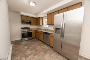 62 Summit Dr, Wantage, NJ 07461 - Photo 5