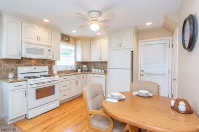 36 Olga B Ter, Clifton, NJ 07013 - Photo 3