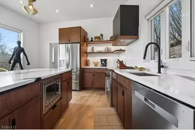 301 Kingsland Rd, Roxbury Township, NJ 07850 - Photo 11