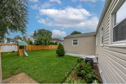 25 Lawrence Pl, Freehold, NJ 07728 - Photo 29