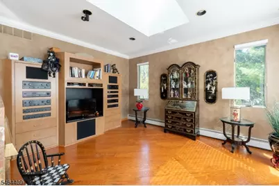17 Chesterfield Dr, Warren Township, NJ 07059 - Photo 5
