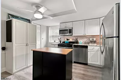 470 Valley Rd #9A, Montclair Twp., NJ 07043 - Photo 11