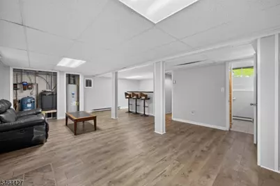 15 Phlox Ter, Vernon Twp., NJ 07418 - Photo 35