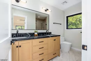 310 W Lakeshore Dr, Vernon, NJ 07422 - Photo 33