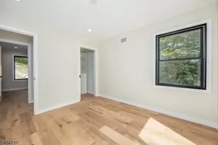 310 W Lakeshore Dr, Vernon, NJ 07422 - Photo 31