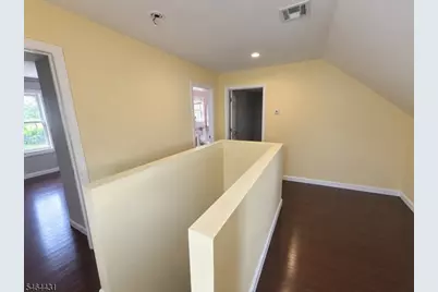 078 Midland Ave, Fair Lawn, NJ 07410 - Photo 9