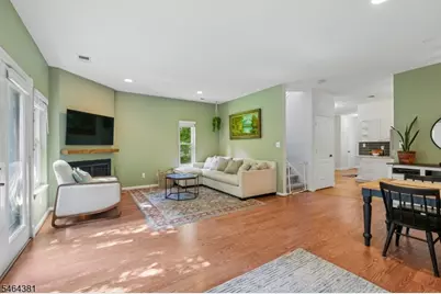 8001 Brittany Dr, Wayne, NJ 07470 - Photo 7