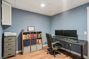 8001 Brittany Dr, Wayne, NJ 07470 - Photo 25