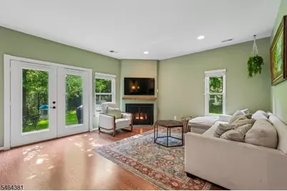 8001 Brittany Dr, Wayne, NJ 07470 - Photo 5