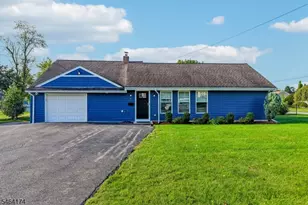 4 Stuart Ln, Wayne, NJ 07470 - Photo 1