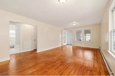 1585 Hillcrest Ter, Union Township, NJ 07083 - Photo 11