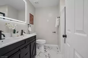 31 Krueger Ct, Newark, NJ 07103 - Photo 23