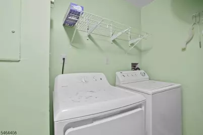 31 Krueger Ct, Newark, NJ 07103 - Photo 27