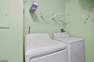 31 Krueger Ct, Newark, NJ 07103 - Photo 27