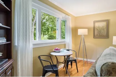 43 Chaucer Dr, Berkeley Heights Township, NJ 07922 - Photo 11