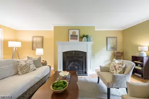 43 Chaucer Dr, Berkeley Heights Township, NJ 07922 - Photo 9