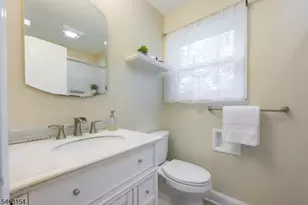 43 Chaucer Dr, Berkeley Heights Township, NJ 07922 - Photo 25