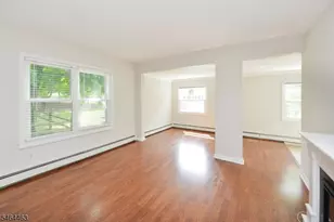 45 Hill St, Midland Park, NJ 07432 - Photo 9