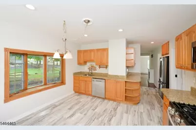 45 Hill St, Midland Park, NJ 07432 - Photo 13