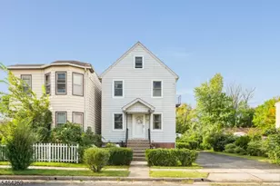 914 Woodlawn Ave, Linden, NJ 07036 - Photo 1
