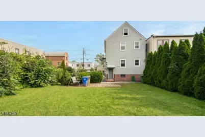 914 Woodlawn Ave, Linden, NJ 07036 - Photo 39