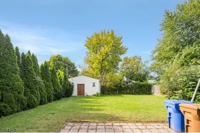 914 Woodlawn Ave, Linden, NJ 07036 - Photo 37