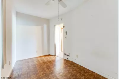914 Woodlawn Ave, Linden, NJ 07036 - Photo 15