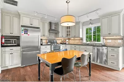 14 Catherine Ln, Morristown, NJ 07960 - Photo 11