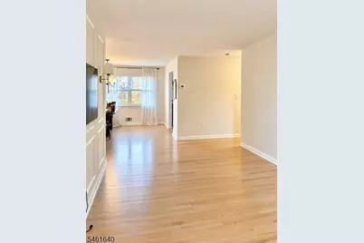 800 Old Springfield Ave #13, Summit, NJ 07901 - Photo 3