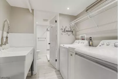 132 Lindbergh Blvd, Bloomfield, NJ 07003 - Photo 27