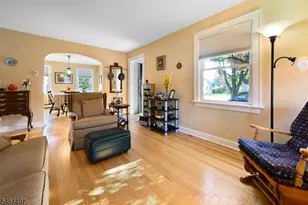 303 E Valley View Ave, Hackettstown, NJ 07840 - Photo 9