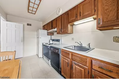 224 Prospect St #6B, Westfield Town, NJ 07090 - Photo 13