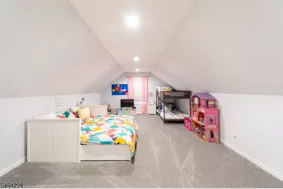 2 Bluffs Ct, Hamburg, NJ 07419 - Photo 23